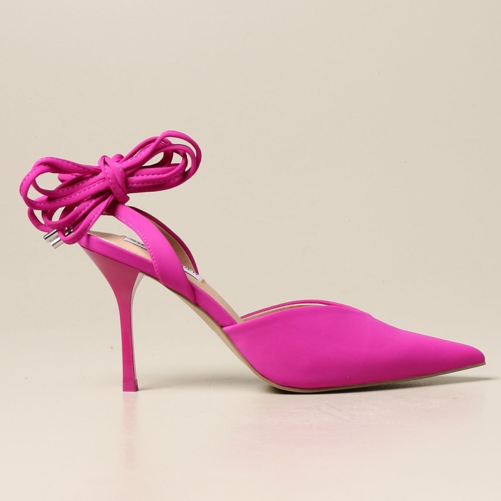 Steve Madden Mari Fuschia Pumps